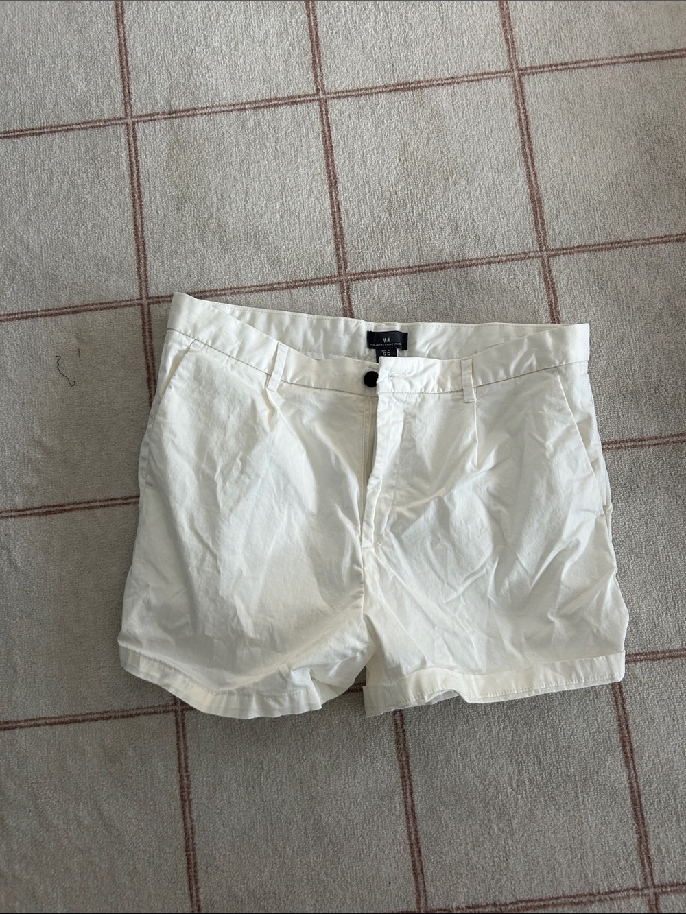 H&M White Men’s Flat Front Chino Shorts